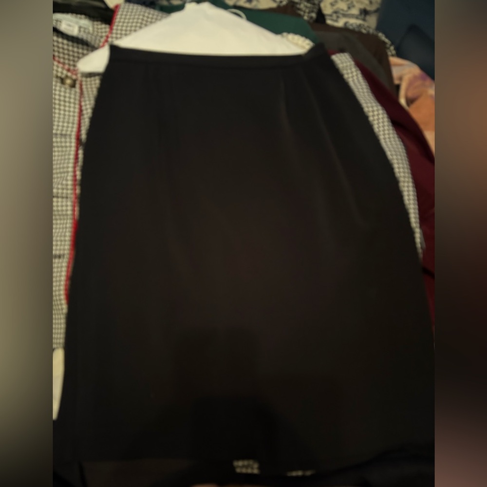 Elegant Black Women's Skirt